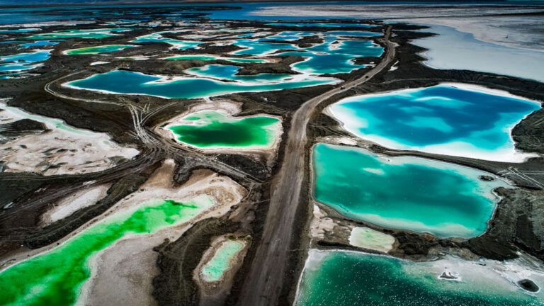 Zhang Jiyuan - Intoxicating-Emerald-Lake